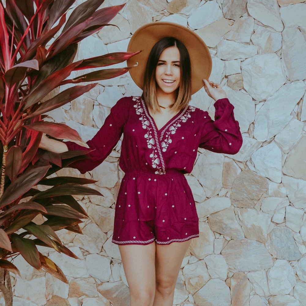 Last One! Long Sleeve Romper - Picture 2 of 5